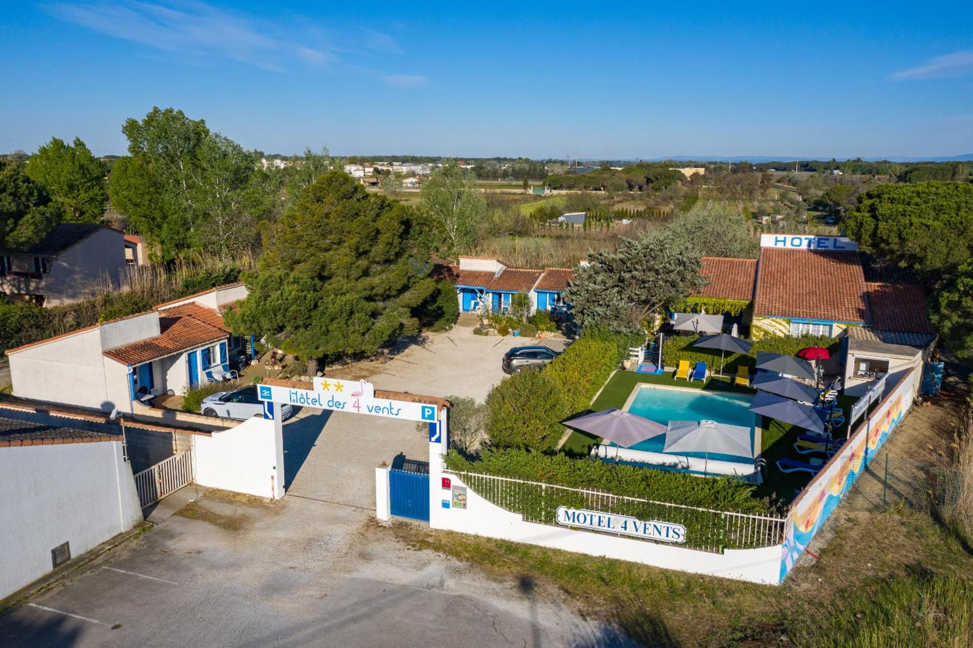Hotel Des 4 Vents "Esprit Camargue" Aigues-Mortes Luaran gambar
