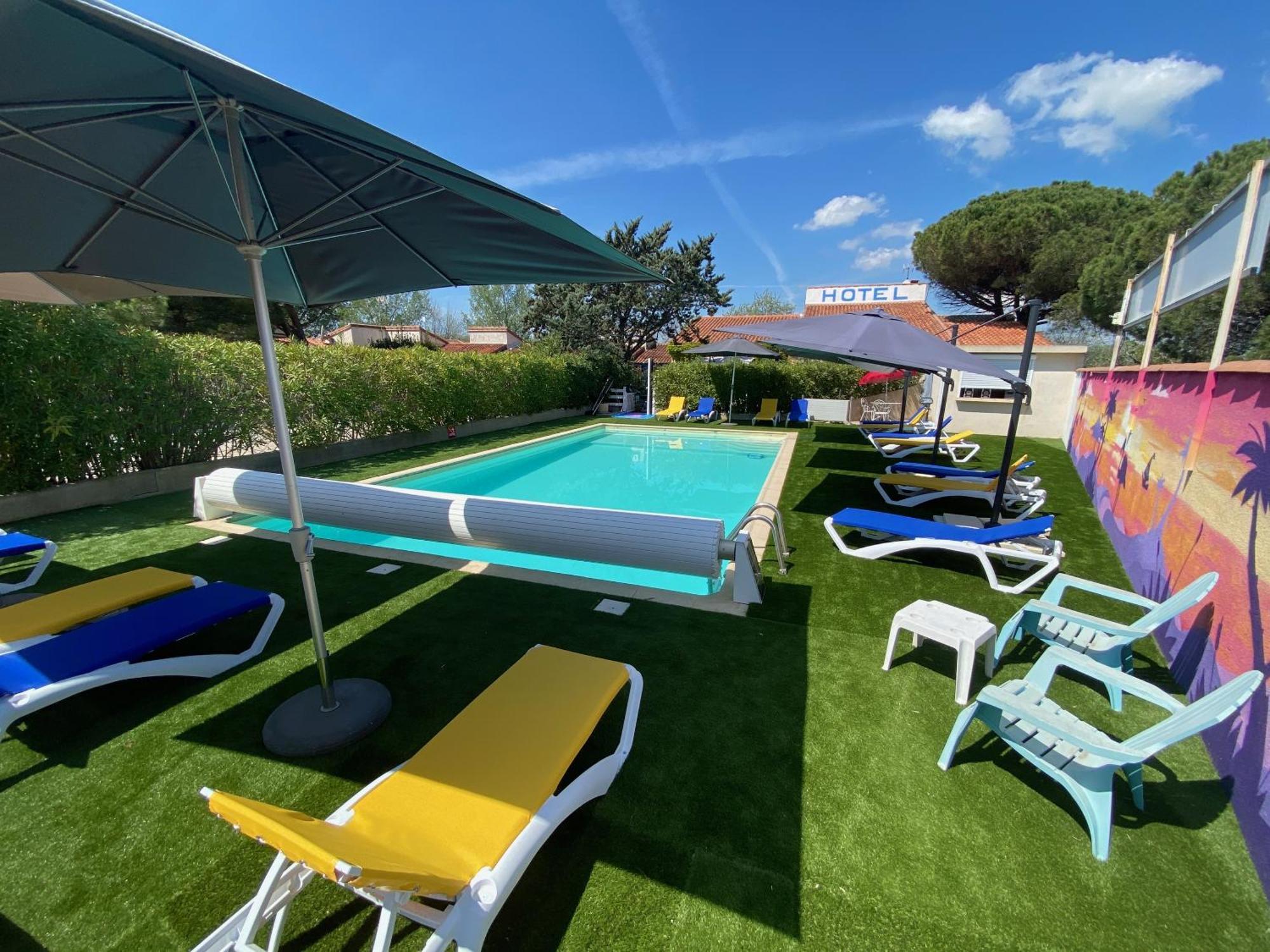 Hotel Des 4 Vents "Esprit Camargue" Aigues-Mortes Luaran gambar